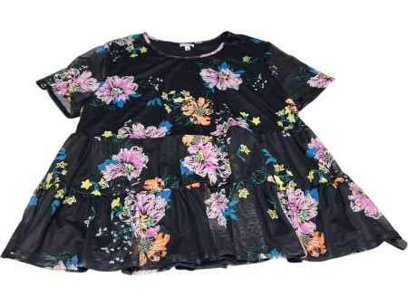 Top Short Sleeve By Love Fire In Black, Size: 2x Online Sale