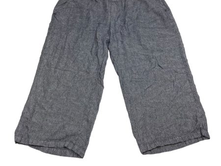 Pants Cropped By Old Navy In Grey, Size: Xl Cheap